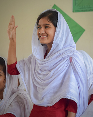 girl with her hand up