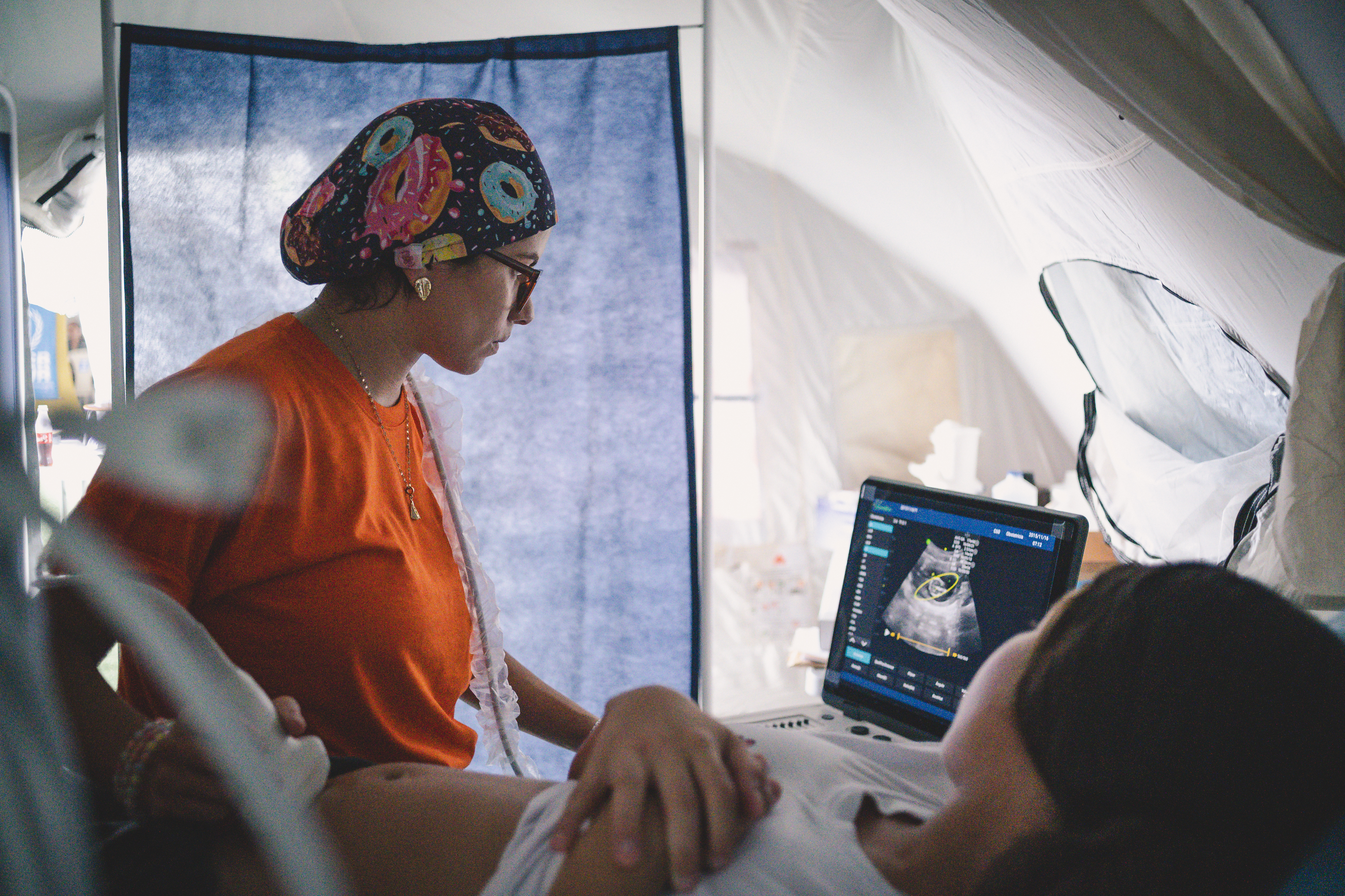„Ich halte es für ein Wunder“: Wie eine Schwangere aus den Trümmern in Venezuela gerettet wurde
